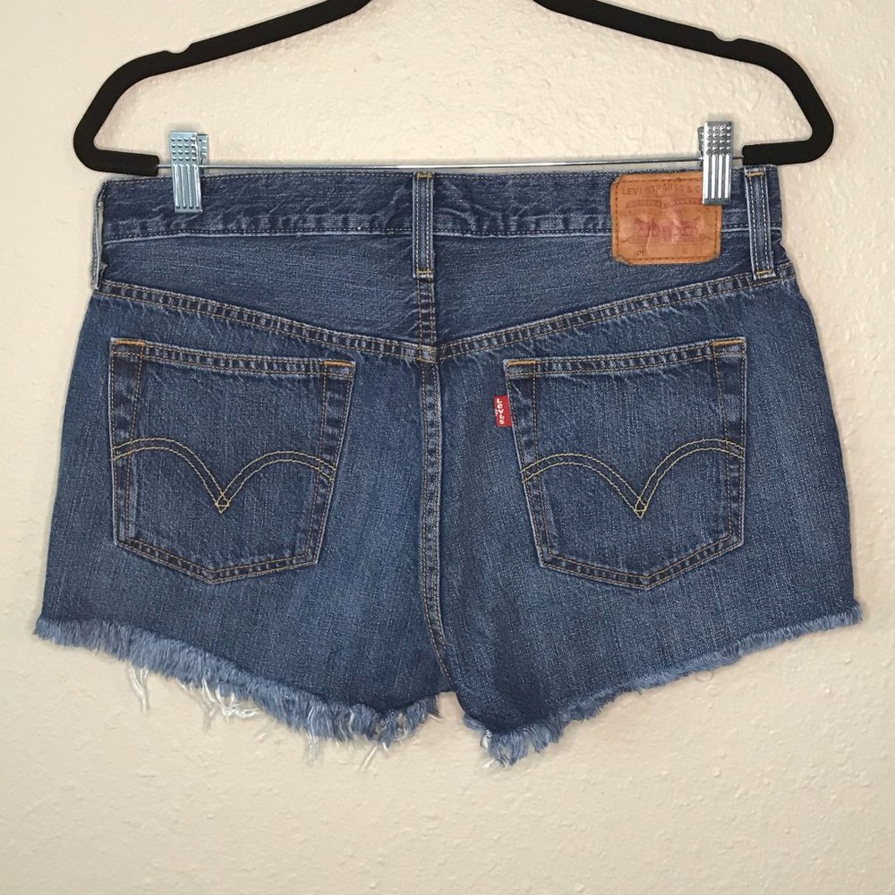 Levi's Blue Denim Cut-off Button Front 501 Short - Picture 2 of 8